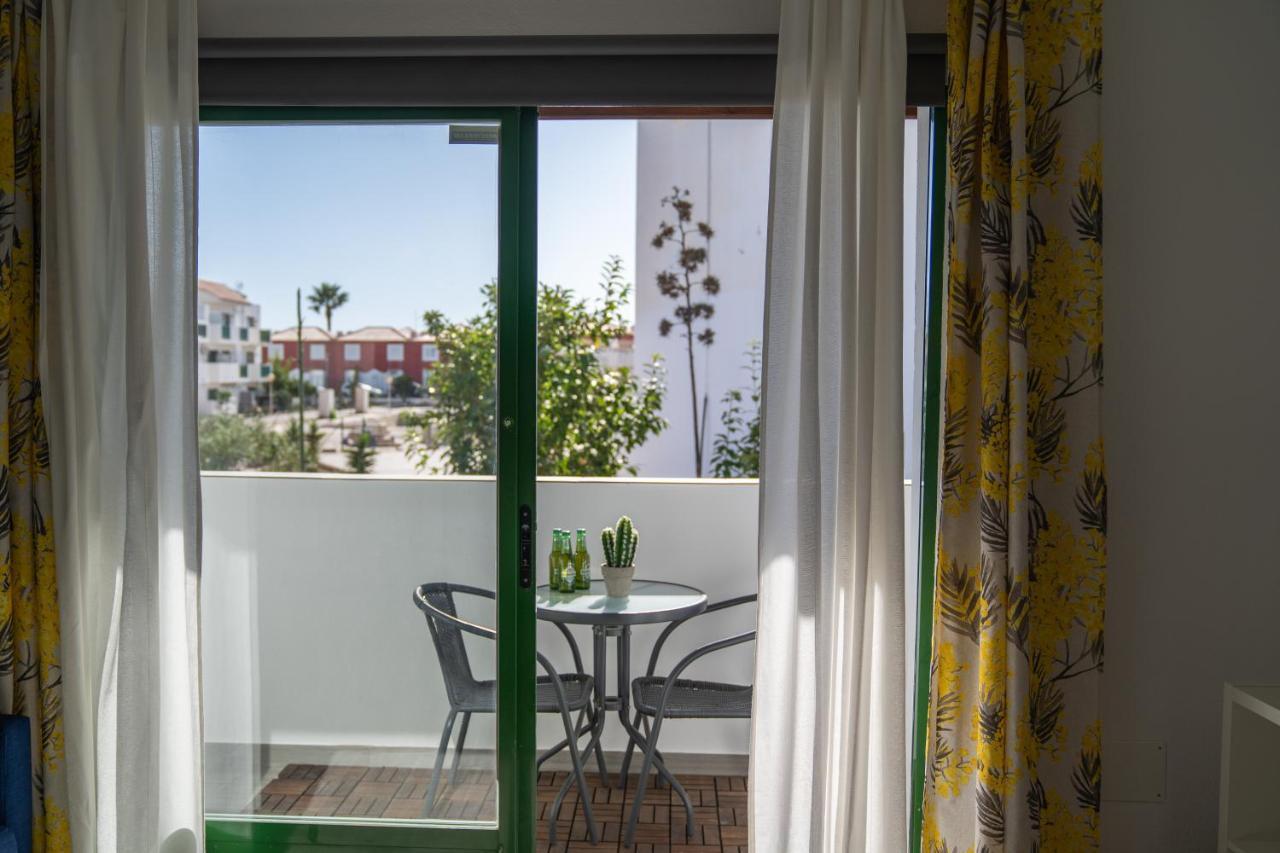 New & Renovated Vacation Apartment コスタ・デ・アンティグア エクステリア 写真